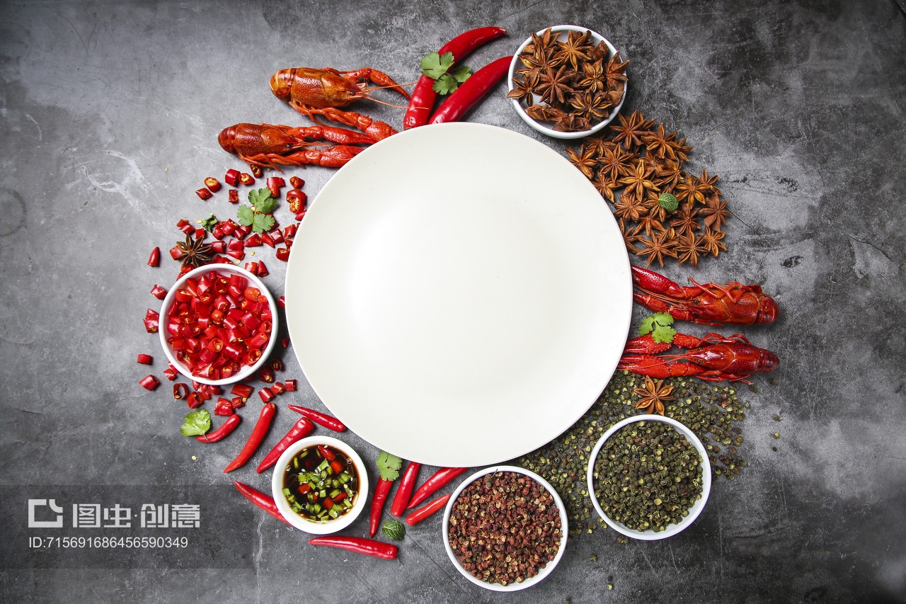 水泥底上的龍蝦調料背景